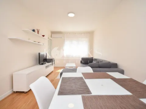 Izdavanje, jednosoban stan, 47m², Central Point, Podgorica - image 15