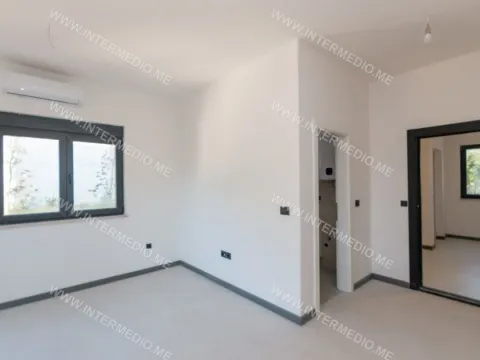 Prodaja, garsonjera, 22m², Kumbor, Herceg Novi - image 4