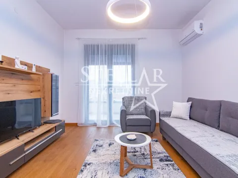 Izdavanje, jednosoban stan, 55m², Stara Varoš, Podgorica