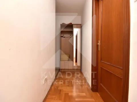 Rent, one bedroom apartment, 38m², 1 maj, Podgorica - image 8