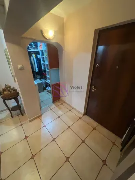 Prodaja, trosoban stan, 100m², Blok 5, Podgorica - image 11