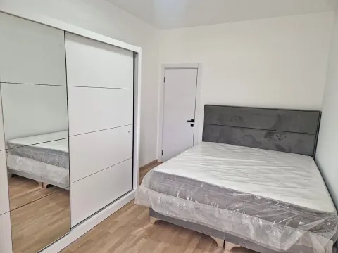 Izdavanje, dvosoban stan, 79m², Momišići, Podgorica - image 8