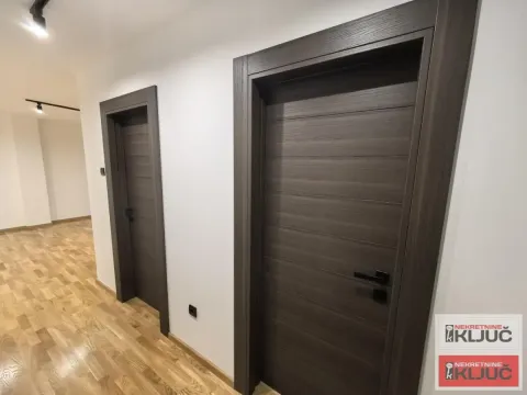 Prodaja, dvosoban stan, 52m², Novo naselje, Novi Sad - image 12