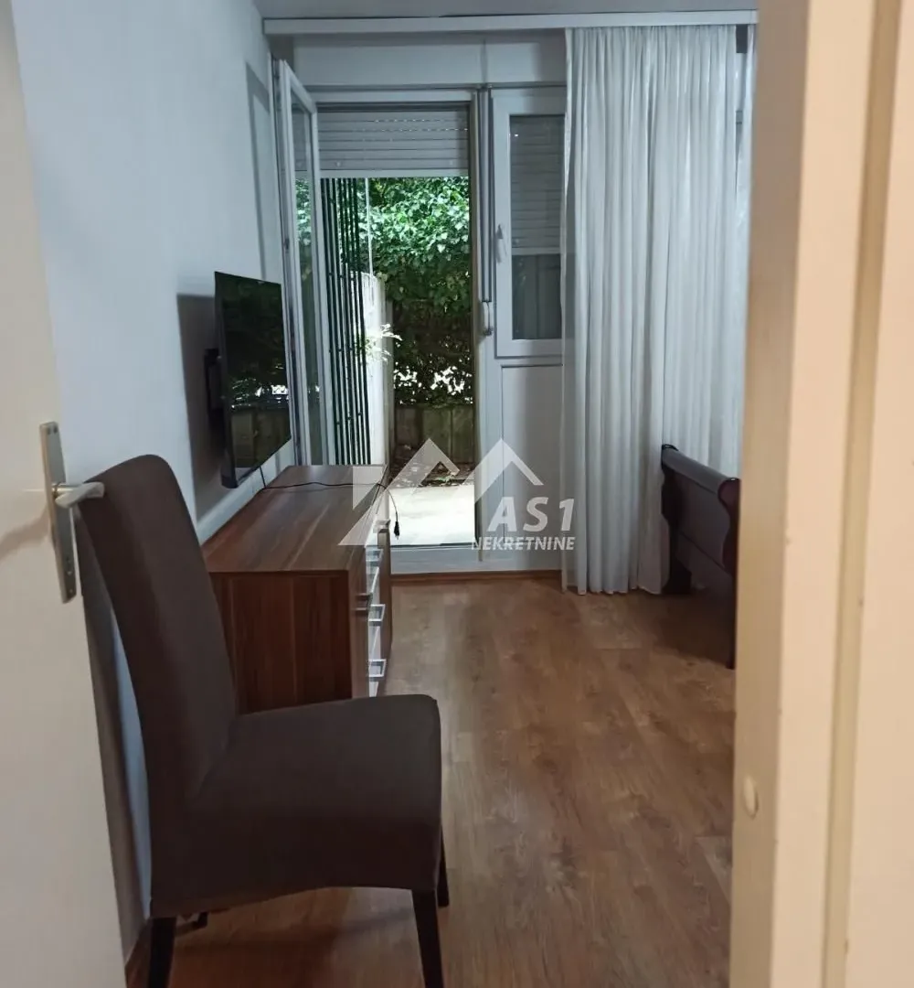 Izdavanje, stan, 28m², Liman 4, Novi Sad Sve Podlokacije