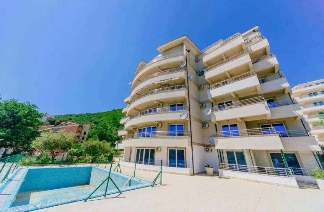 Sale, two bedroom apartment, 105m², Petrovac, Budva