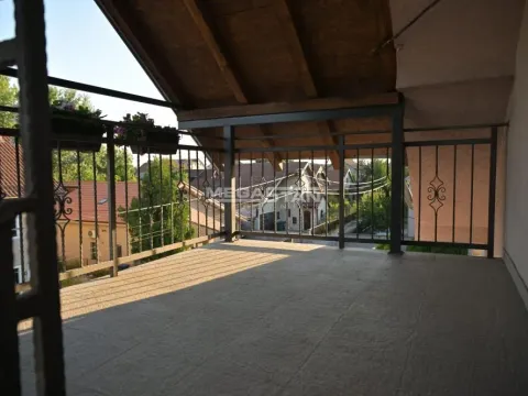 Prodaja, kuća, 167m², Krnjaca, Palilula Sve Podlokacije - image 10