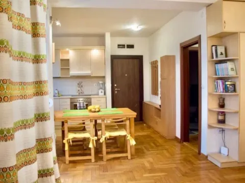 Rent, two bedroom apartment, 62m², Savina, Herceg Novi - image 2