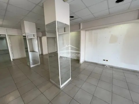 Rent, office space, 250m², Batajnica, Beograd - image 4