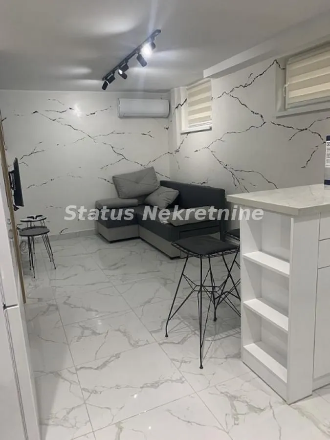 Izdavanje, jednosoban stan, 38m², Telep, Novi Sad Sve Podlokacije