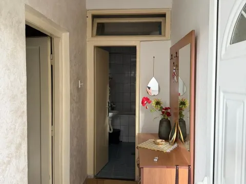 Rent, house, 80m², Pobrežje, Podgorica - image 5