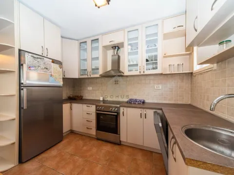 Rent, two bedroom apartment, 108m², Stari Aerodrom, Podgorica - image 6