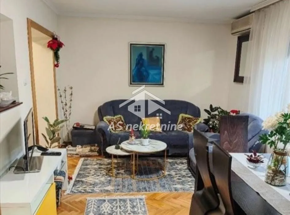 Rent, apartment, 100m², Savski Venac, Beograd
