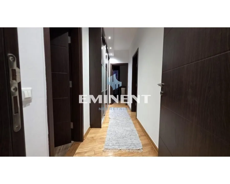 Rent, three bedroom apartment, 111m², Neimar, Vračar Sve Podlokacije