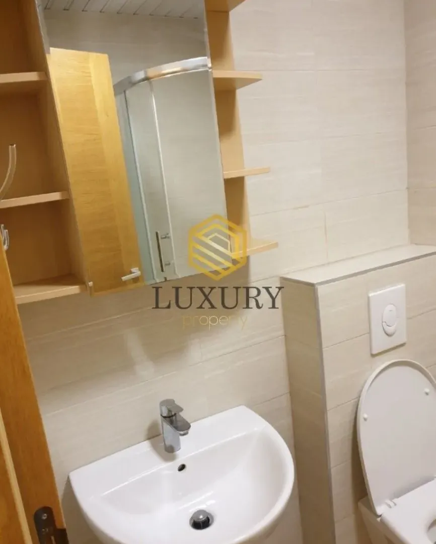Prodaja, jednosoban stan, 43m², City Kvart, Podgorica