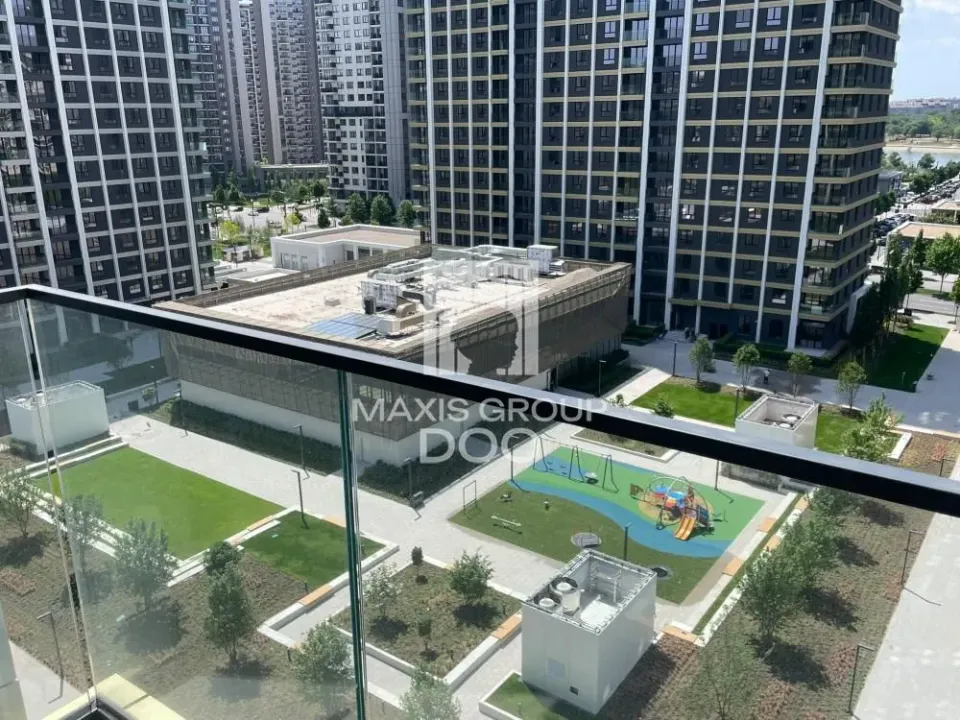 Izdavanje, trosoban stan, 79m², Savski Venac, Beograd