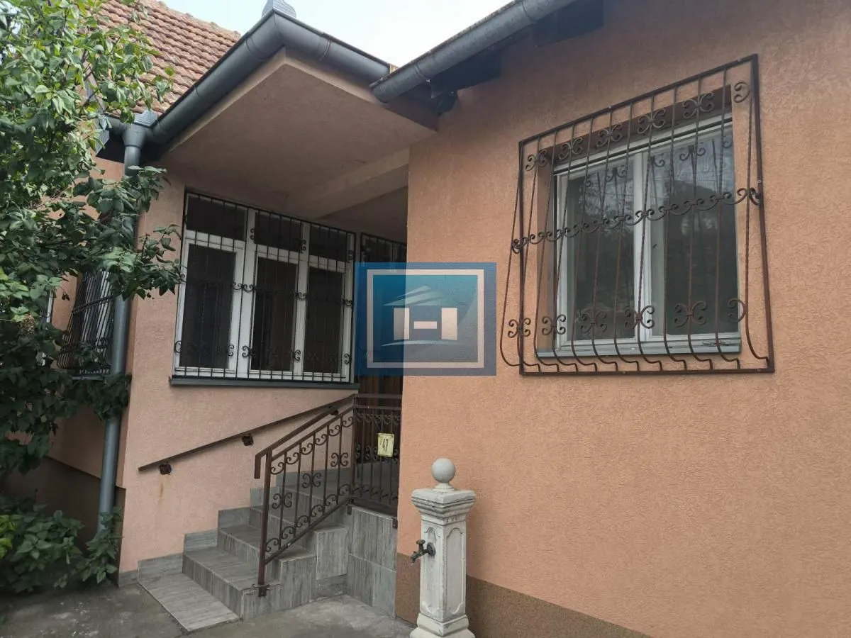 Prodaja, kuća, 92m², Dom Zdravlja, Ćuprija