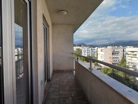 Rent, three bedroom apartment, 95m², Preko Morače, Podgorica - image 18