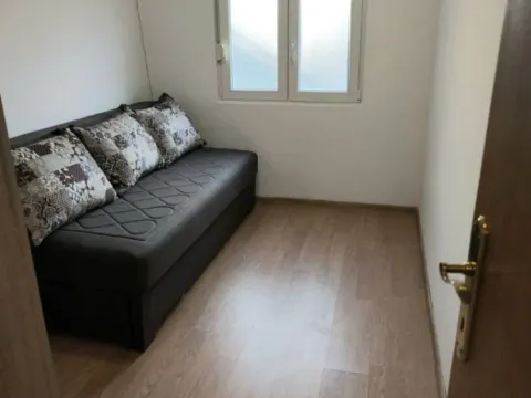 Rent, two bedroom apartment, 70m², Zlatica, Podgorica - image 6