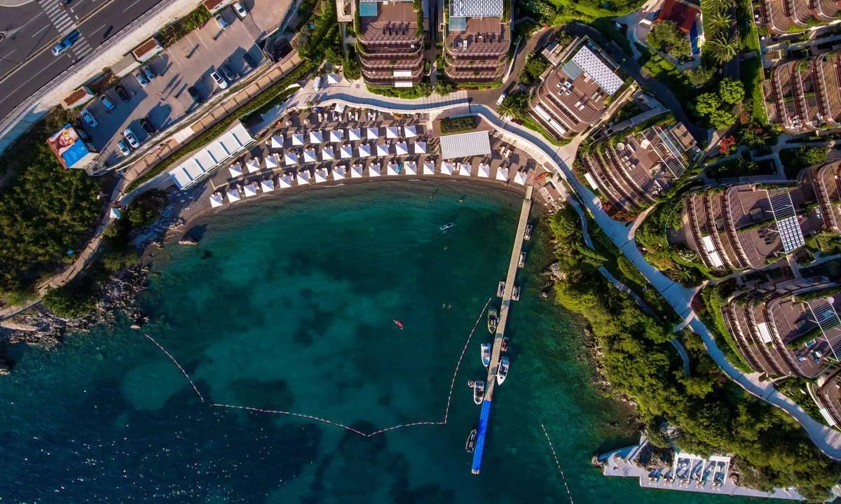 Sale, two bedroom apartment, 147m², Bečići, Budva