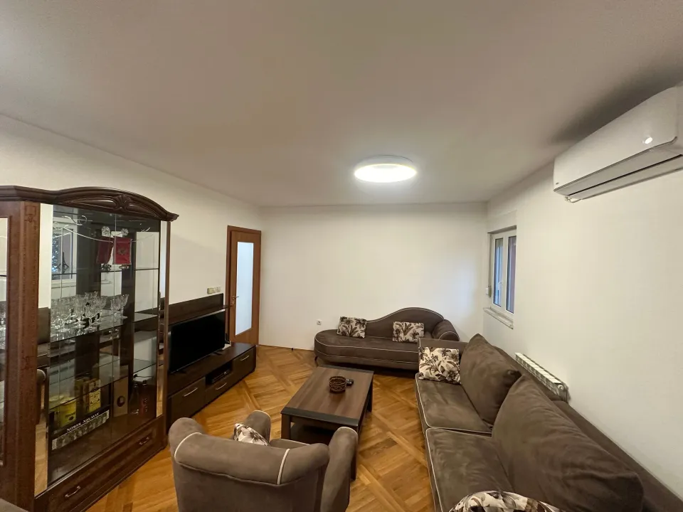 Rent, two bedroom apartment, 82m², Momišići, Podgorica