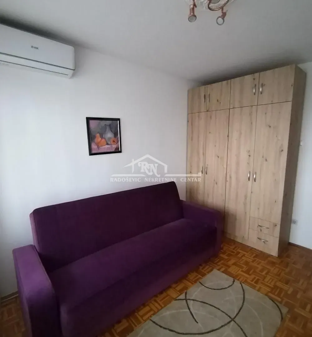 Rent, three bedroom apartment, 78m², Zemun Sve Podlokacije, Beograd