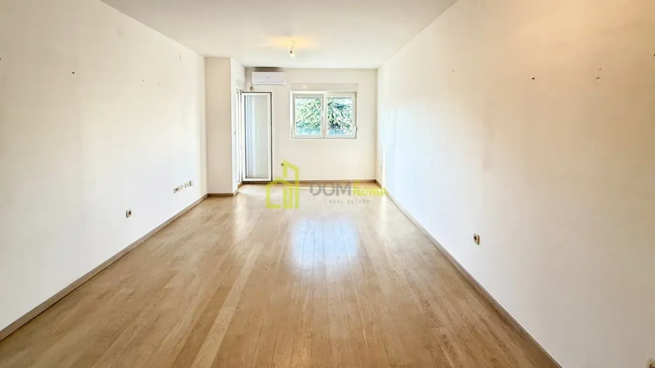 Izdavanje, dvosoban stan, 68m², City Kvart, Podgorica