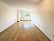 Izdavanje, dvosoban stan, 68m², City Kvart, Podgorica - image 1