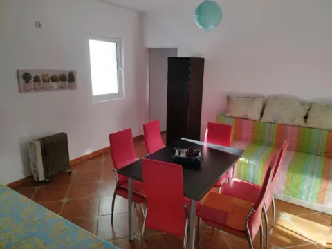 Prodaja, četvorosoban stan, 46m², Sveti Stefan, Budva - image 7