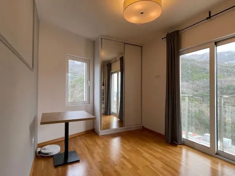 Sale, two bedroom apartment, 66m², Bečići, Budva - image 7
