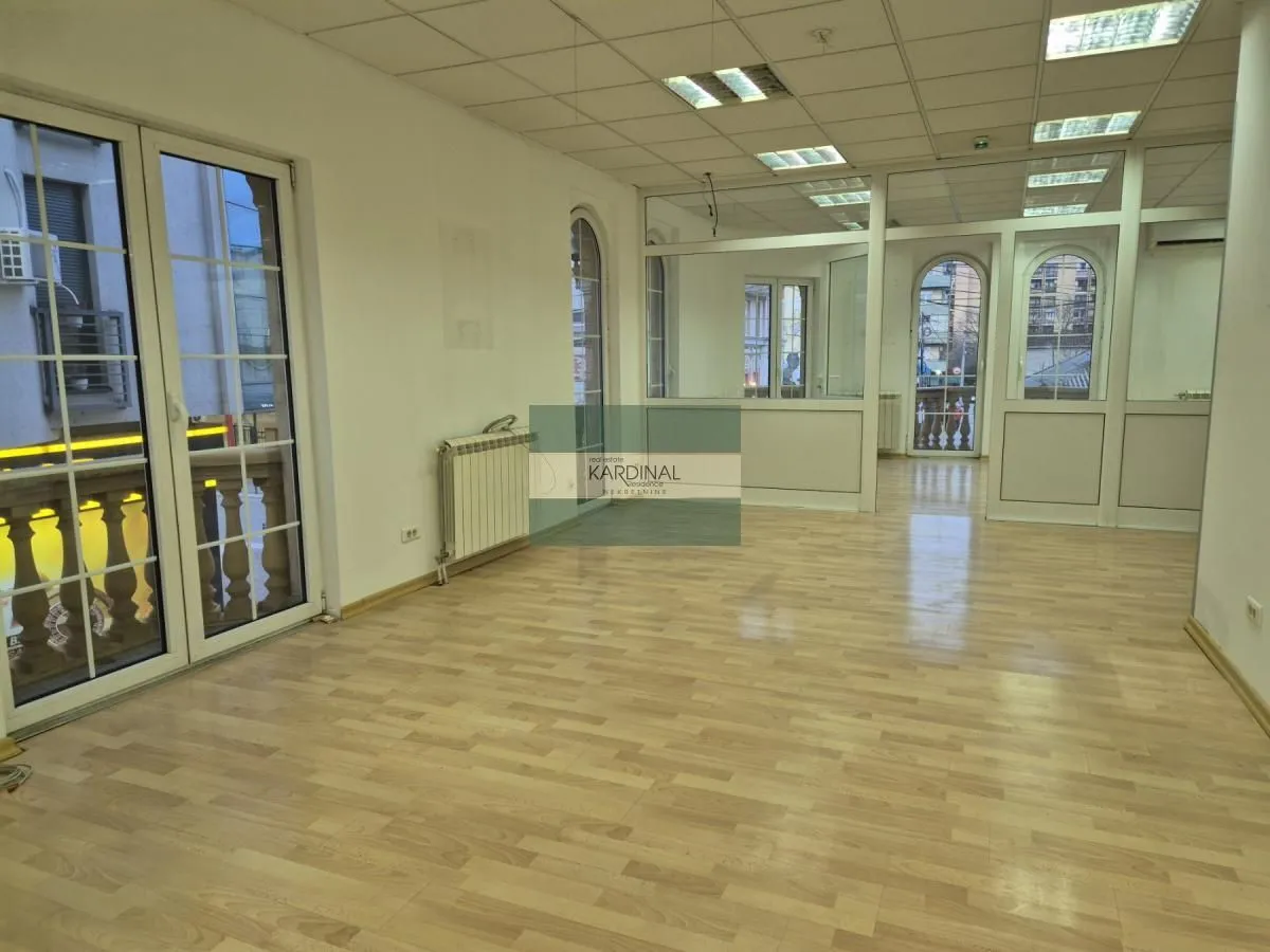 Rent, office space, 326m², Centar, Jagodina