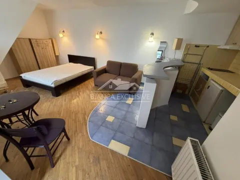 Prodaja, stan, 166m², Vračar Sve Podlokacije, Beograd - image 2