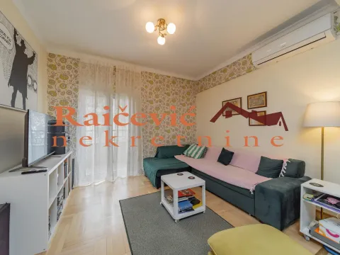 Prodaja, trosoban stan, 79m², Stari Grad, Beograd - image 4
