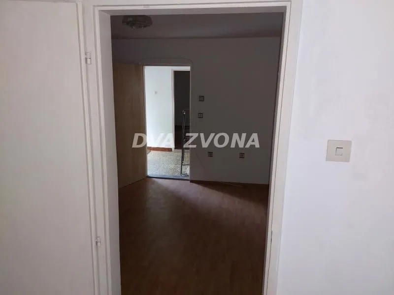 Prodaja, kuća, 400m², Sremska Kamenica, Petrovaradin