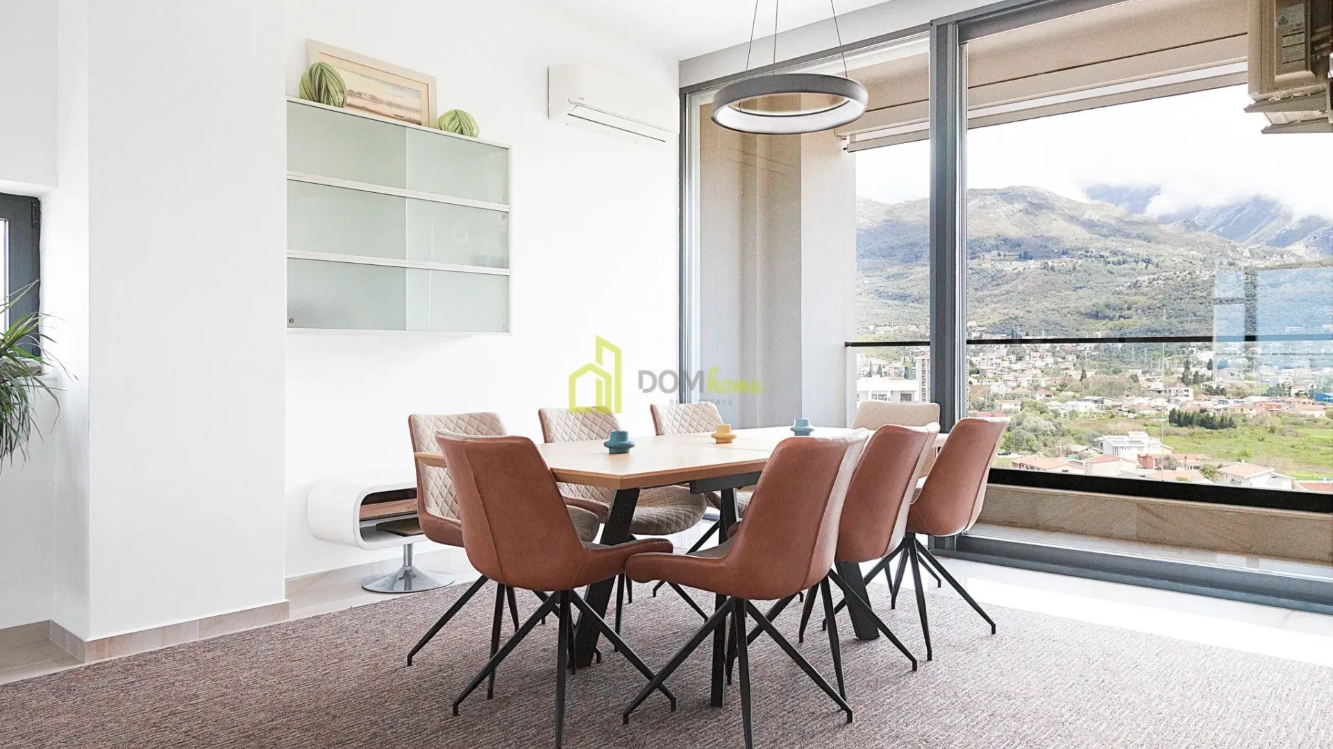 Sale, two bedroom apartment, 296m², Bar, Crna Gora