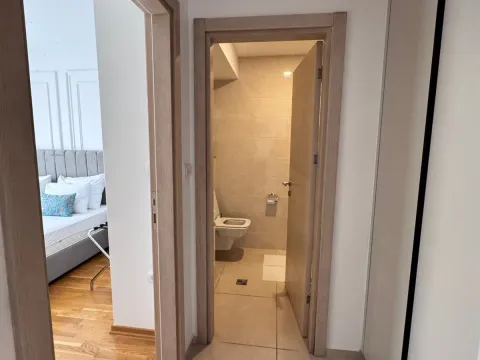 Rent, one bedroom apartment, 55m², Bečići, Budva - image 6