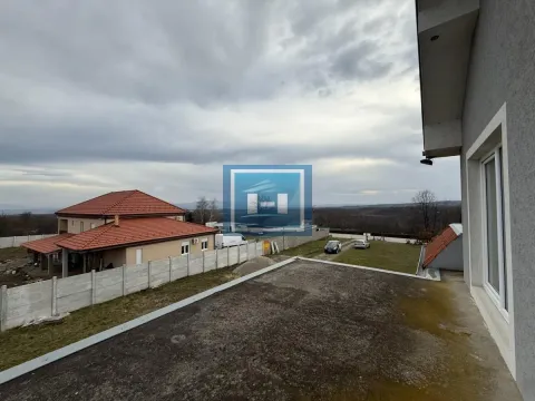 Prodaja, kuća, 260m², Lipar, Jagodina - image 25