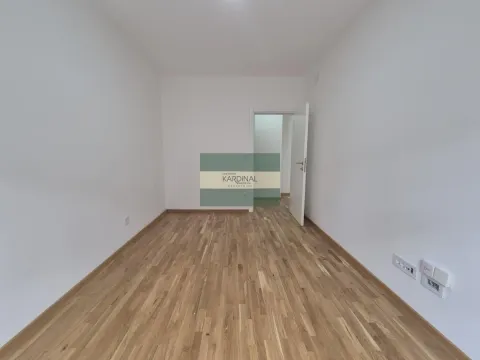 Izdavanje, dvosoban stan, 53m², Centar, Jagodina - image 10