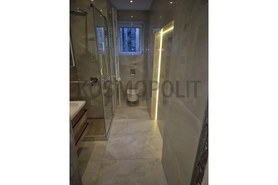 Prodaja, dvosoban stan, 60m², Stari Grad, Beograd
