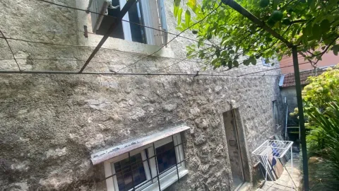 Prodaja, kuća, 110m², Prčanj, Kotor - image 8