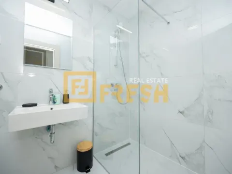 Rent, three bedroom apartment, 100m², Stara Varoš, Podgorica - image 22