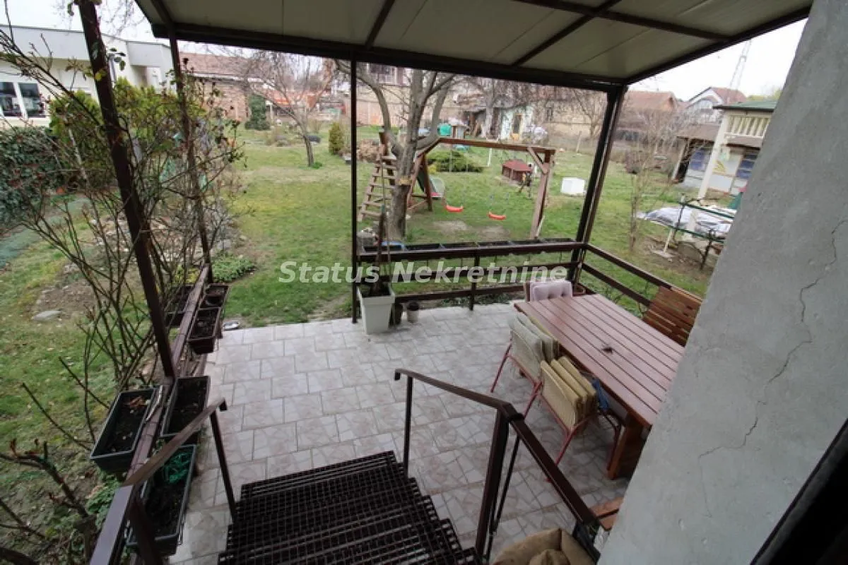 Prodaja, kuća, 230m², Adice, Novi Sad Sve Podlokacije