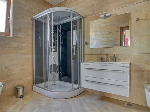 Prodaja, kuća, 507m², Dobrota, Kotor - image 21