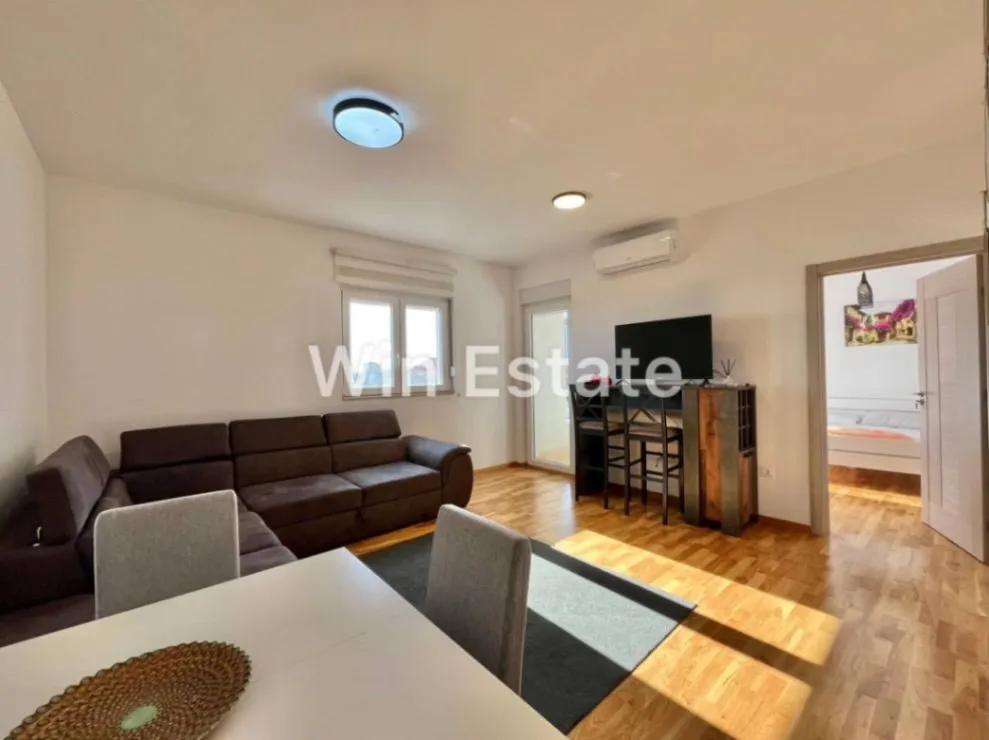 Prodaja, dvosoban stan, 60m², Bečići, Budva