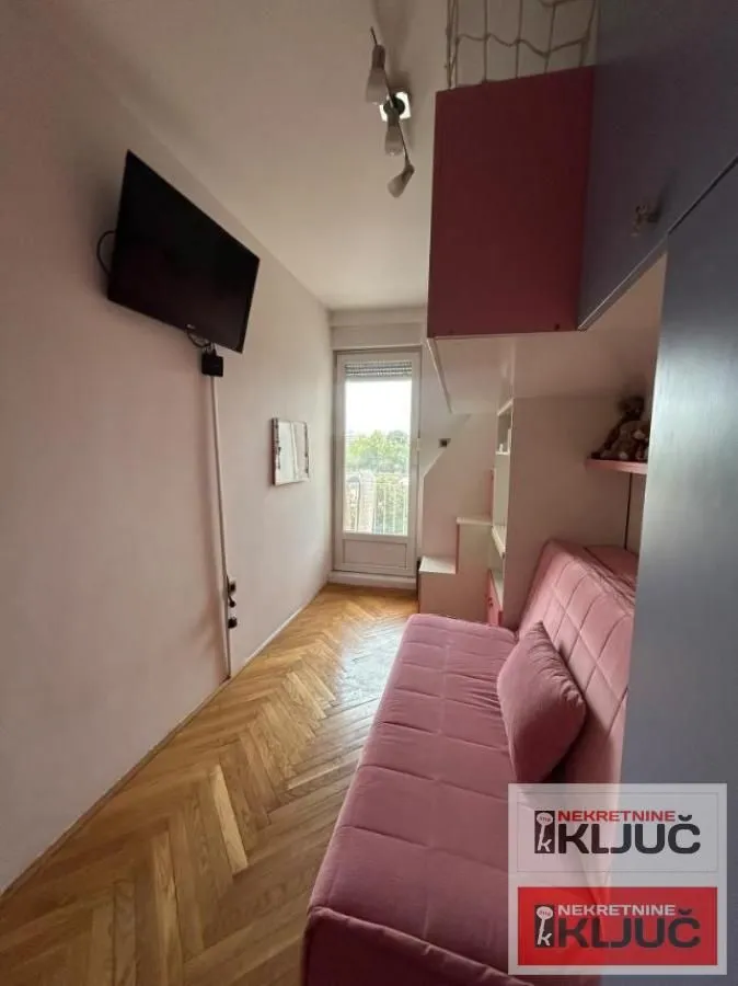 Prodaja, dvosoban stan, 42m², Novo naselje, Novi Sad