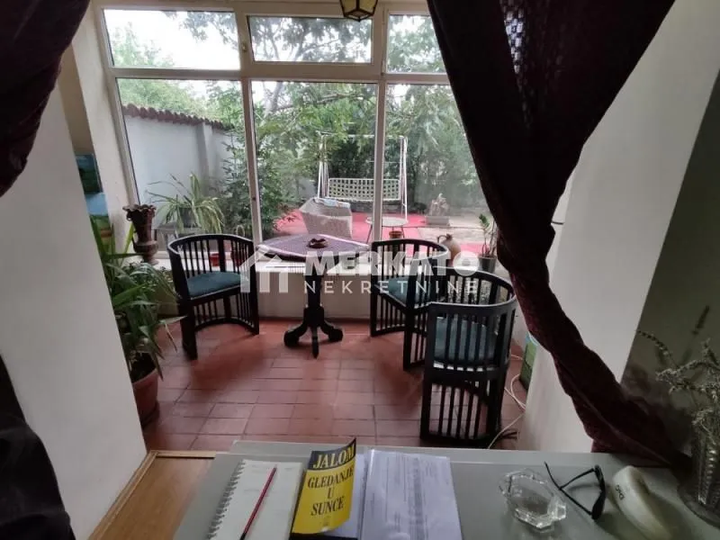 Prodaja, kuća, 390m², Gradnulica, Zrenjanin