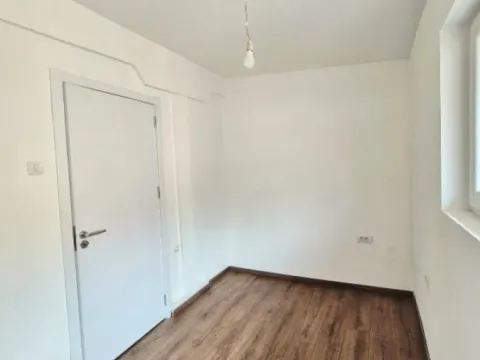 Sale, two bedroom apartment, 78m², Palilula Sve Podlokacije, Beograd - image 13
