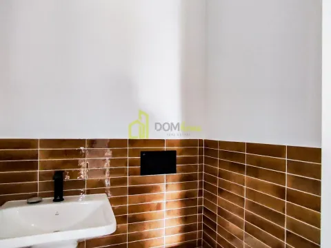 Izdavanje, trosoban stan, 143m², Centar, Podgorica - image 10