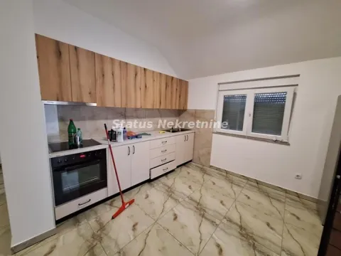 Izdavanje, trosoban stan, 70m², Petrovaradin, Novi Sad - image 10