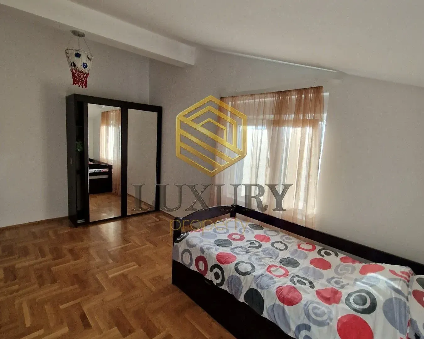 Rent, two bedroom apartment, 115m², Tološi, Podgorica