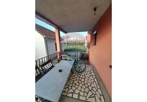 Izdavanje, dvosoban stan, 100m², Donja Gorica, Podgorica - image 10